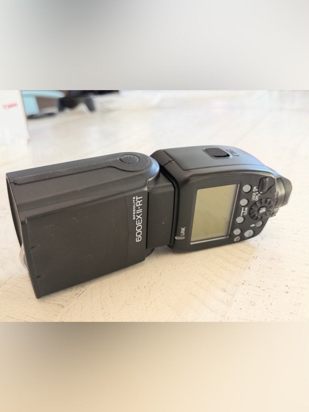 Canon Speedlite 600EX II-RT Flash w Original Box and Accessories - Picture 4 of 10